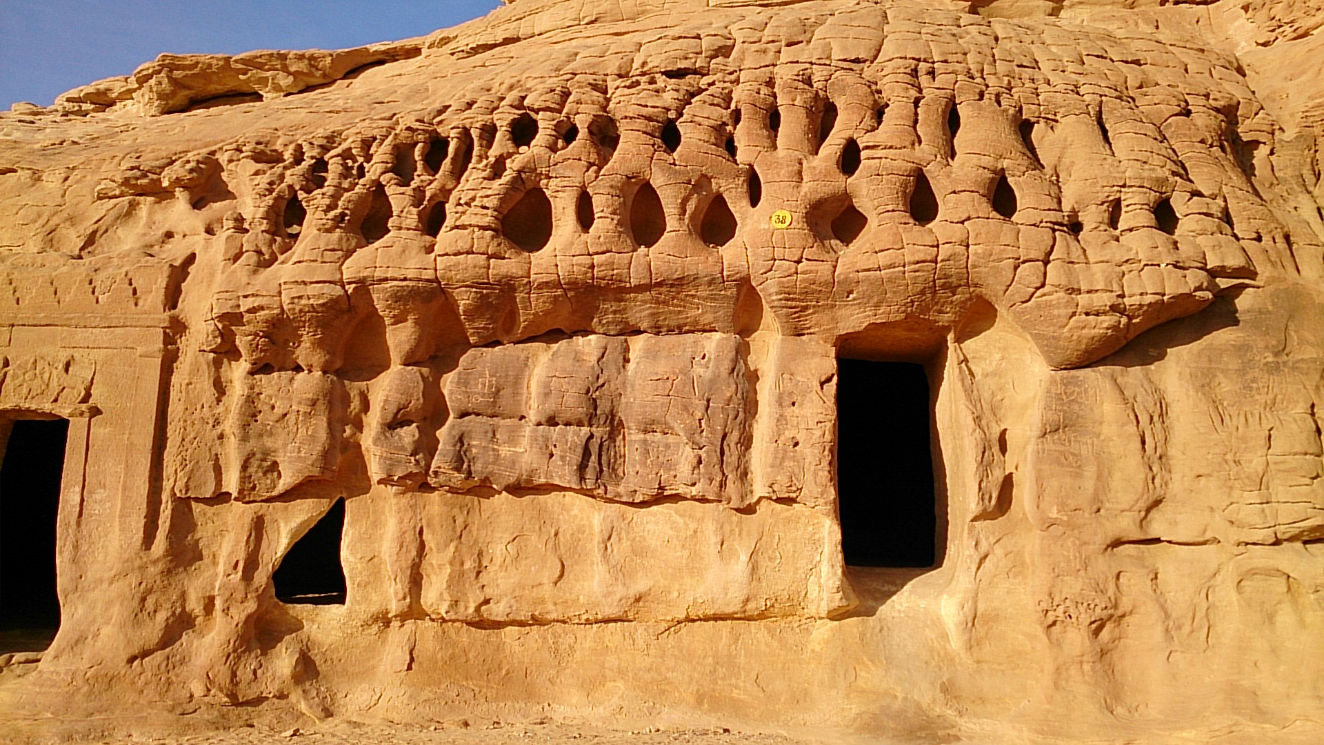 Discovering the Hidden Treasures of Saudi Arabia: A Journey Through its Historical Sites and Monuments
